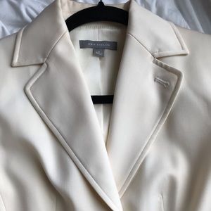 Ann Taylor cream blazer jacket 0